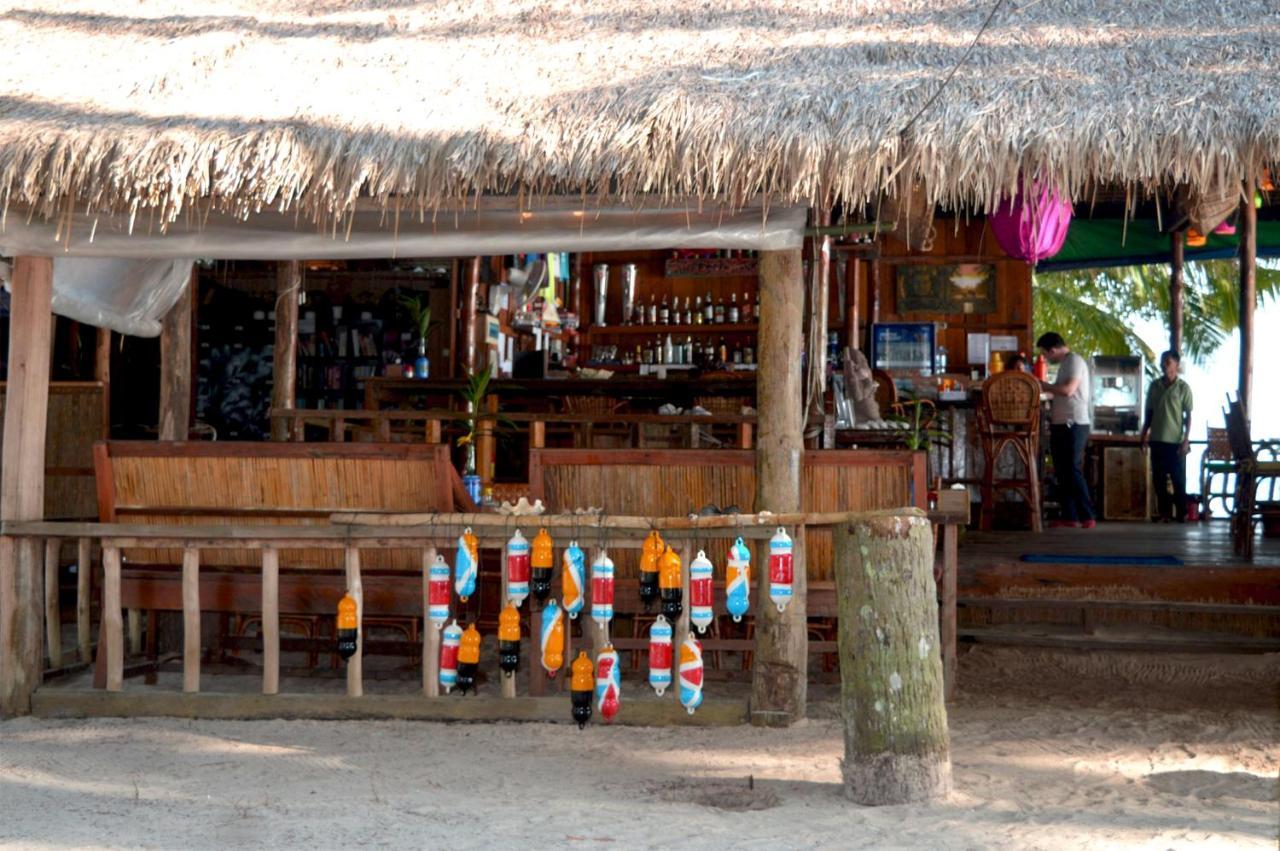 Salacia'S Suite Prek Svay Village Exterior foto